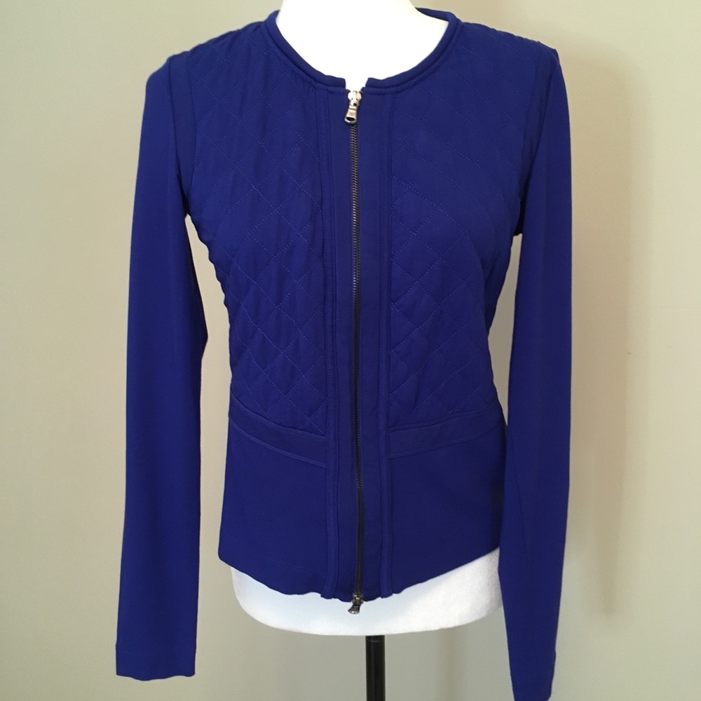 Riani zip up top. Size 4